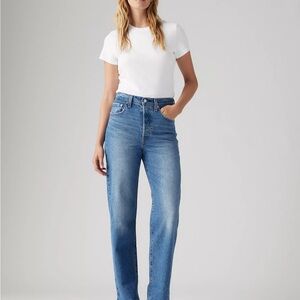 Levi's Women's Straight Leg Blue Jeans